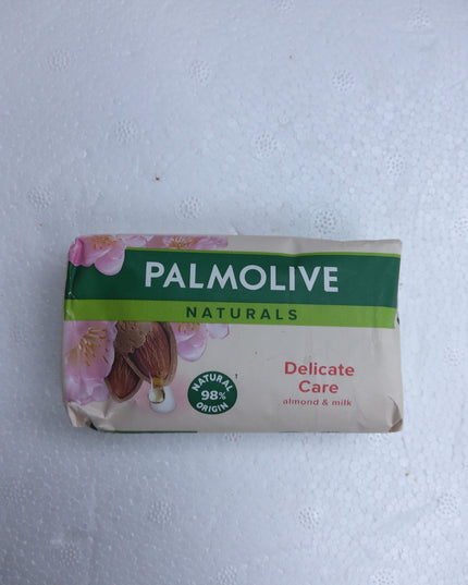Palmolive Naturals Almond & Milk Soap